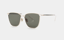 Load image into Gallery viewer, Kissing JUO