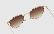 Load image into Gallery viewer, Cardinal D.O