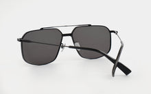 Load image into Gallery viewer, Kissing META