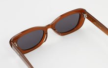 Load image into Gallery viewer, Horn LAB