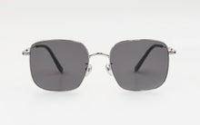 Load image into Gallery viewer, Kissing CUO