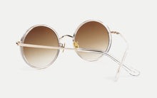 Load image into Gallery viewer, Kissing LATE