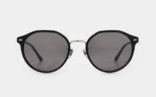 Load image into Gallery viewer, Kissing LINE