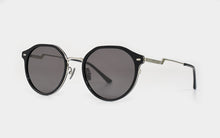 Load image into Gallery viewer, Kissing LINE