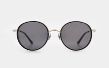 Load image into Gallery viewer, Kissing UP