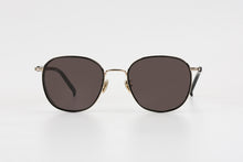 Load image into Gallery viewer, Kissing MARTE