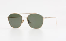 Load image into Gallery viewer, Kissing IRENE