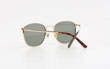 Load image into Gallery viewer, Kissing FEIMO