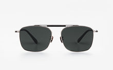 Load image into Gallery viewer, Kissing HIT