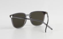 Load image into Gallery viewer, Horn NERO