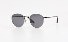 Load image into Gallery viewer, Kissing FRAN L.size