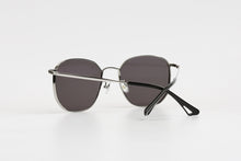 Load image into Gallery viewer, Kissing BANT