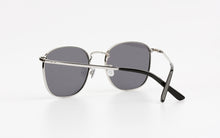 Load image into Gallery viewer, Kissing FEIMO