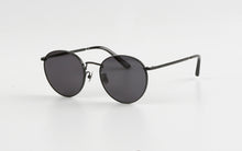 Load image into Gallery viewer, Kissing FRAN L.size