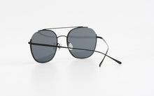 Load image into Gallery viewer, Kissing IRENE