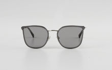 Load image into Gallery viewer, Kissing SUPEN