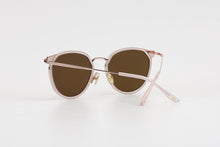 Load image into Gallery viewer, Kissing MANE