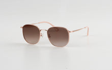 Load image into Gallery viewer, Kissing BANT