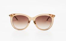 Load image into Gallery viewer, Kissing SALLY