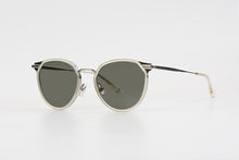 Load image into Gallery viewer, Kissing MANE