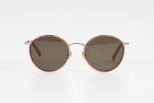 Load image into Gallery viewer, Kissing BELLA