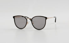 Load image into Gallery viewer, Kissing LOOPY