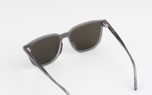 Load image into Gallery viewer, Horn NAME