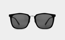 Load image into Gallery viewer, Horn DAZE
