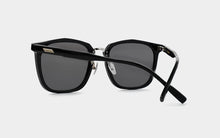 Load image into Gallery viewer, Horn DAZE
