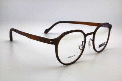 PW-821W