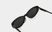 Load image into Gallery viewer, Horn COCO
